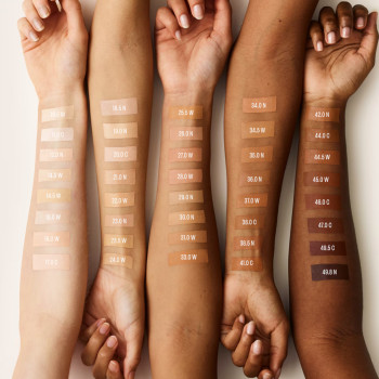 H&M тональный крем PROWEAR FLAWLESS FOUNDATION