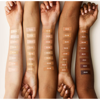 H&M тональный крем PROWEAR FLAWLESS FOUNDATION