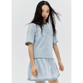 H&M платье TIE-DETAIL DENIM DRESS